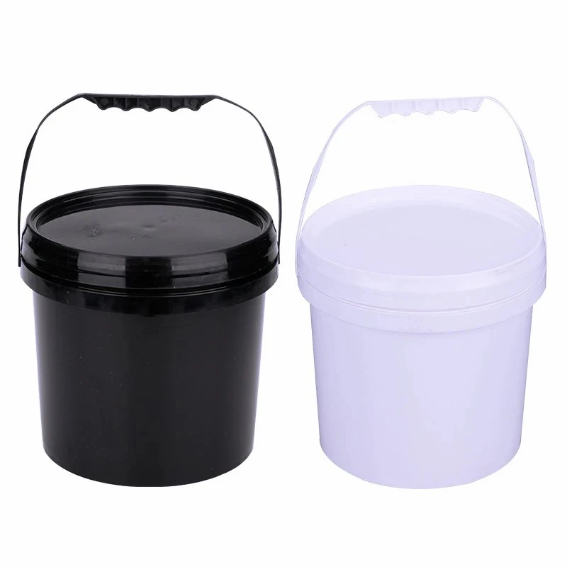 5L bijela plastična kanta sa poklopcem